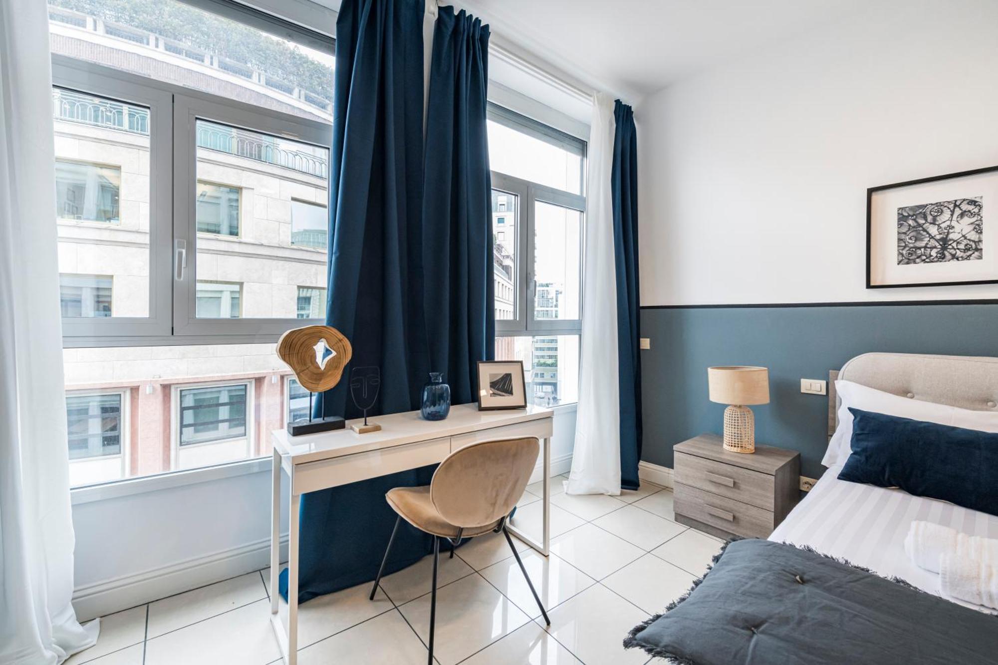 Easylife - Elegante E Rifinito Vista Duomo In Piazza San Babila Apartamento