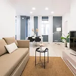 Easylife - Elegante E Rifinito Appartamento Vista Duomo In Piazza San Babila
