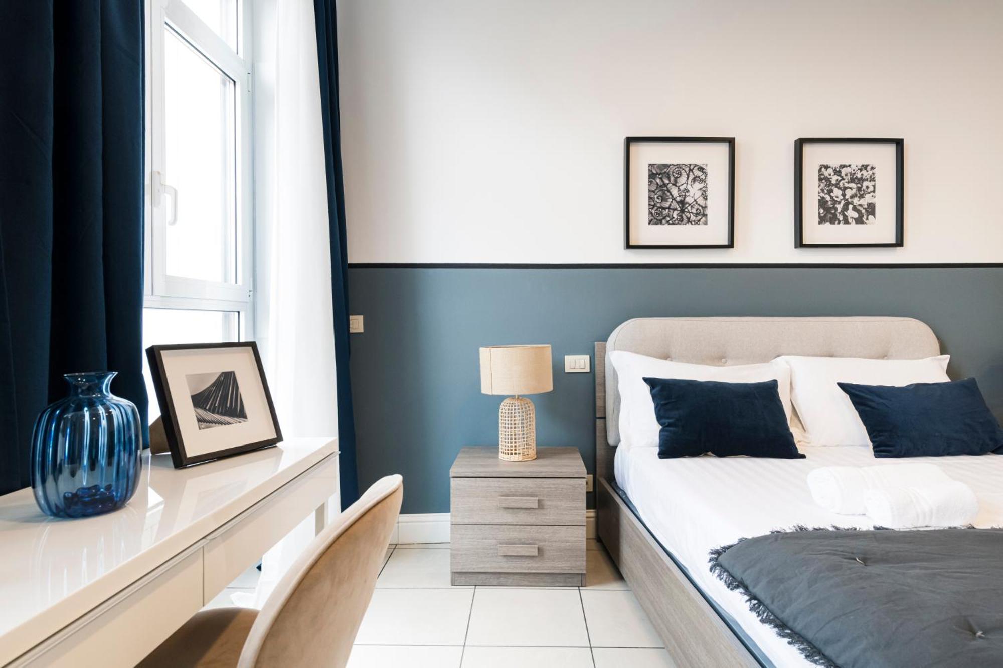 Apartment Easylife - Elegante E Rifinito Vista Duomo In Piazza San Babila Milan